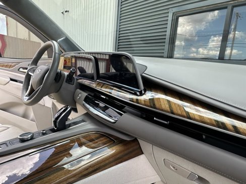 Used 2021 Cadillac Escalade ESV Premium Luxury Platinum image 21