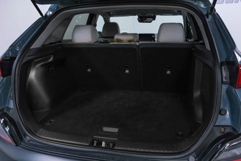 Used 2022 Hyundai Kona Limited image 45