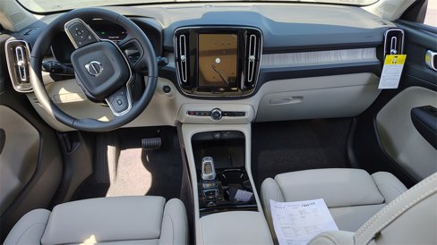 New 2026 Volvo XC40 B5 Plus w/ Climate Package image 13