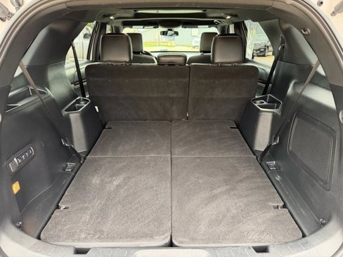 Used 2019 Ford Explorer Platinum image 45