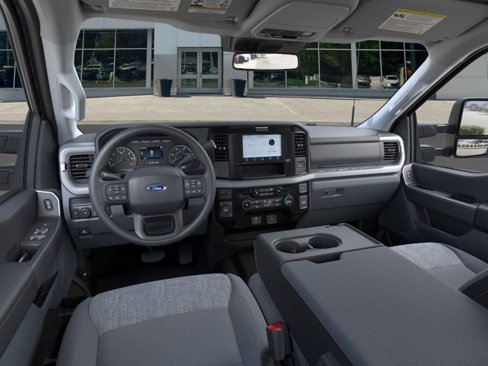 New 2026 Ford F250 4x4 Crew Cab Super Duty image 9