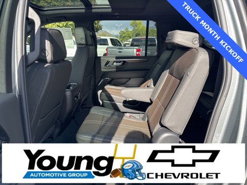 New 2026 Chevrolet Suburban High Country image 15