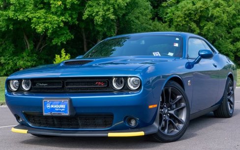 Used 2022 Dodge Challenger R/T Scat Pack image 1
