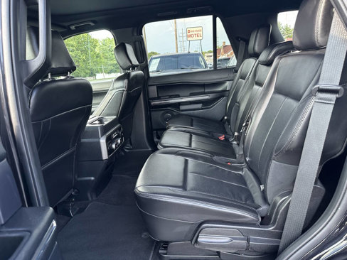 Used 2020 Ford Expedition XLT w/ Equipment Group 202A image 12