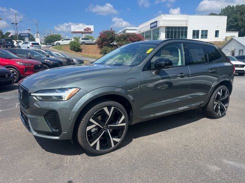 New 2026 Volvo XC60 T8 Ultra image 1
