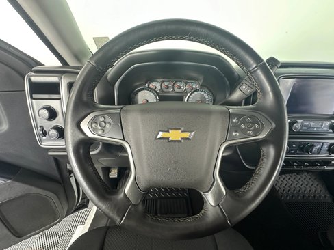 Used 2018 Chevrolet Silverado 1500 LT w/ All Star Edition image 38