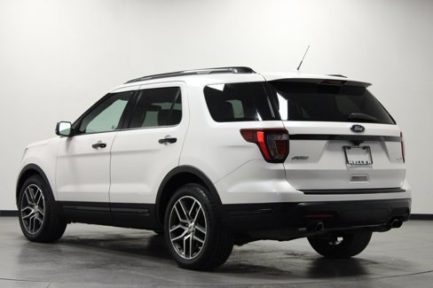 Used 2018 Ford Explorer Sport w/ Equipment Group 401A image 6