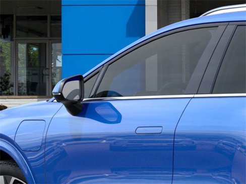 New 2025 Chevrolet Equinox EV LT w/ Convenience Package II image 12