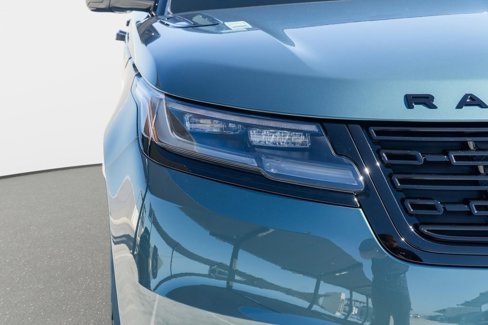New 2026 Land Rover Range Rover Velar Dynamic SE image 10