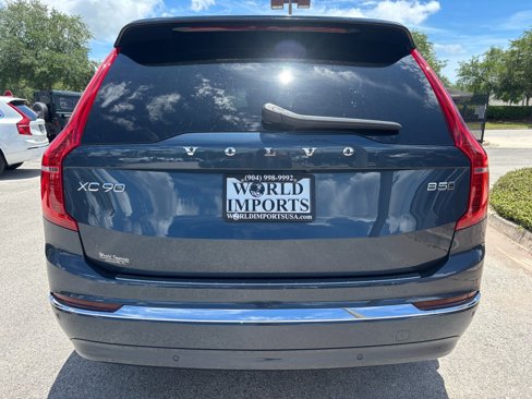Used 2024 Volvo XC90 B5 Plus w/ Protection Package Premier image 13