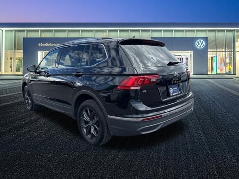 Certified 2024 Volkswagen Tiguan SE image 6