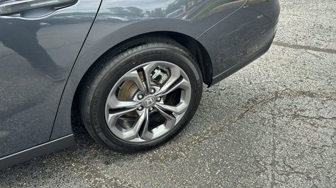 Certified 2023 Honda Accord EX image 9