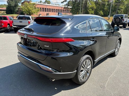 Used 2023 Toyota Venza XLE image 5