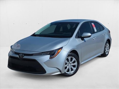 New 2026 Toyota Corolla LE image 1