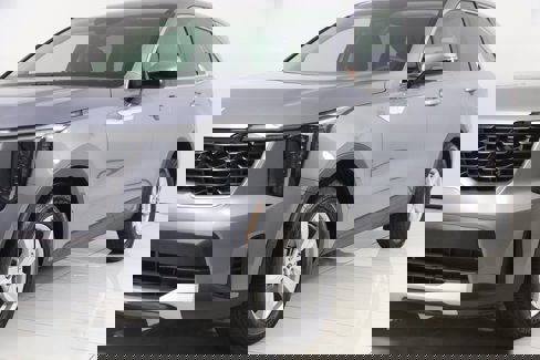 Used 2025 Kia Sorento LX image 51