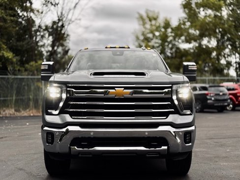 Certified 2024 Chevrolet Silverado 3500 LTZ w/ LTZ Premium Package image 2