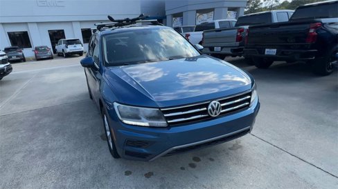 Used 2019 Volkswagen Tiguan SE image 3