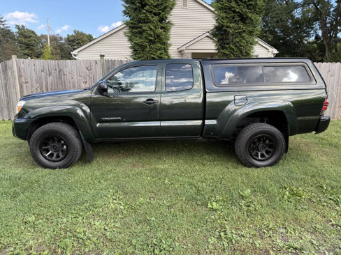 Used 2013 Toyota Tacoma 4x4 Access Cab V6 image 1