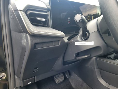 New 2025 Nissan Kicks SV w/ SV Premium Package image 15