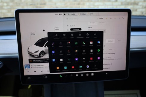 Used 2023 Tesla Model Y Long Range image 36