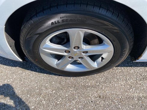 Used 2019 Chevrolet Malibu LS image 33