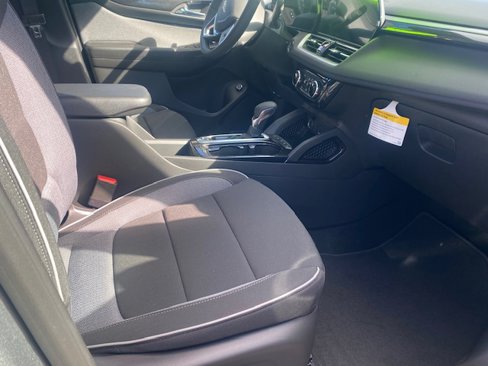 New 2026 Chevrolet TrailBlazer LT w/ Convenience Package image 11