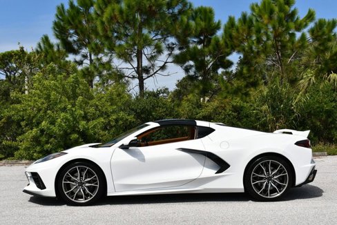 Used 2023 Chevrolet Corvette Stingray Premium Cpe w/ Z51 Performance Package image 3