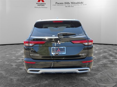 New 2025 Mitsubishi Outlander SEL image 6