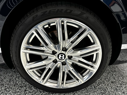Used 2021 Bentley Flying Spur W12 image 6
