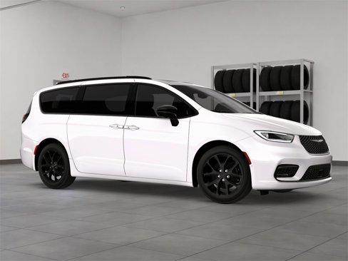 New 2026 Chrysler Pacifica Limited w/ S Appearance Package image 7