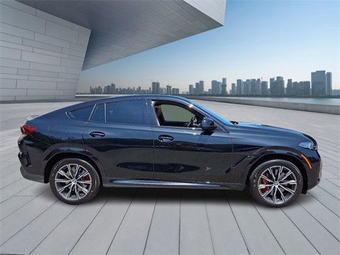 Used 2025 BMW X6 M60i image 7