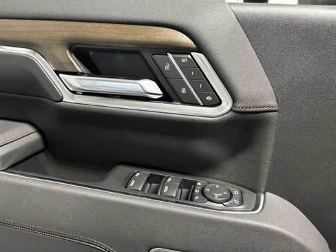 New 2025 Chevrolet Silverado 3500 High Country w/ Technology Package image 11