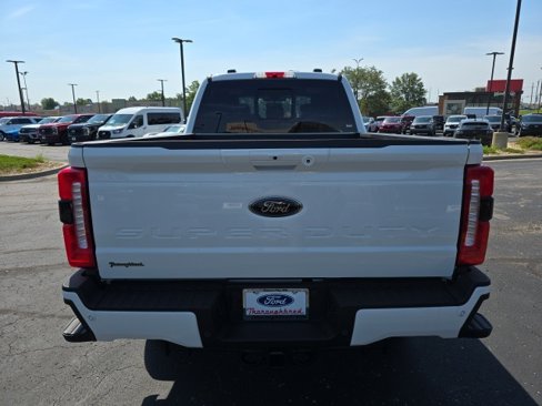 New 2025 Ford F250 Lariat w/ Lariat Ultimate Package image 4