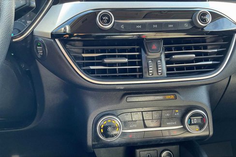 Used 2020 Ford Escape SE image 33