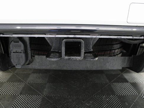 Used 2025 Chevrolet Suburban Z71 image 45