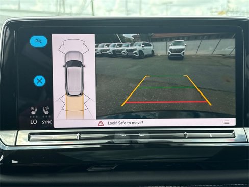 New 2025 Volkswagen Atlas SE image 21