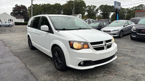 Used 2019 Dodge Grand Caravan GT image 1