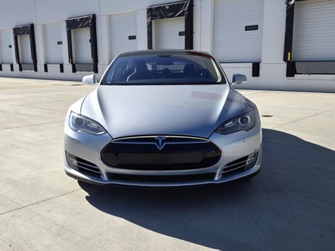 Used 2013 Tesla Model S 60 image 2