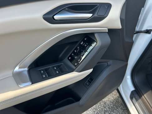 New 2025 Audi Q5 Prestige image 32