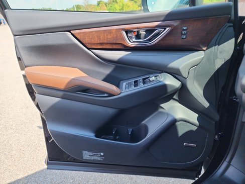 New 2025 Subaru Ascent Touring image 11