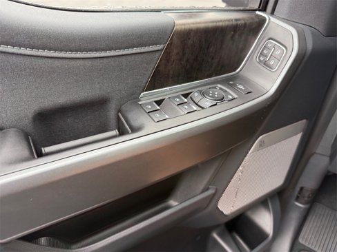 New 2026 Ford F350 Lariat image 30