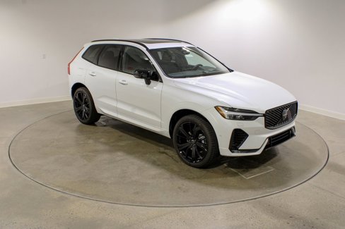 New 2026 Volvo XC60 B5 Ultra w/ Climate Package image 7