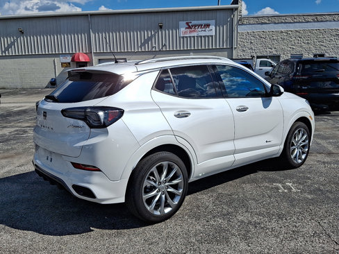 Used 2024 Buick Encore GX Avenir w/ Avenir Technology Package image 8