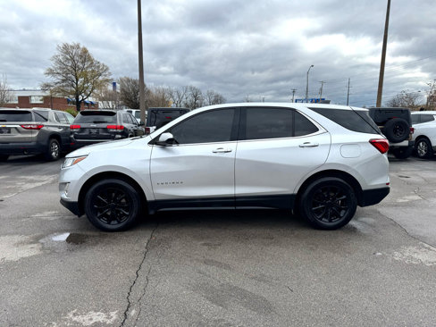 Used 2020 Chevrolet Equinox LT image 3