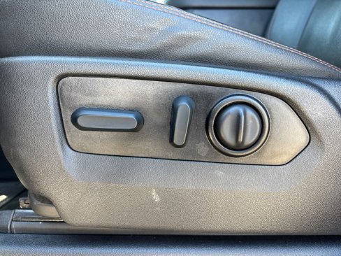 Used 2022 GMC Sierra 1500 AT4 image 12