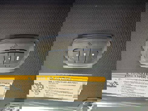 New 2025 Chrysler Pacifica Select w/ Fav Edition Package image 25