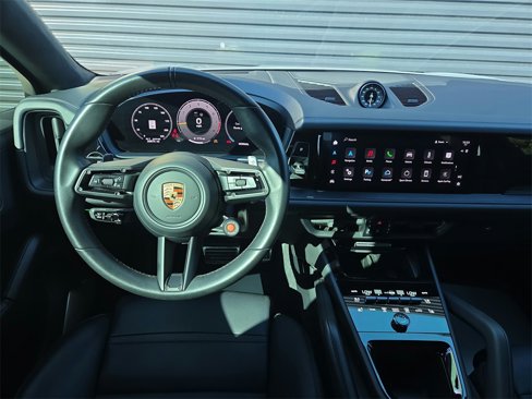 Certified 2024 Porsche Cayenne Turbo GT image 8