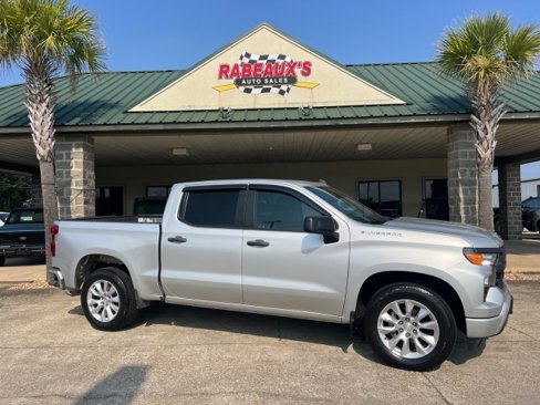 Used 2022 Chevrolet Silverado 1500 Custom image 1