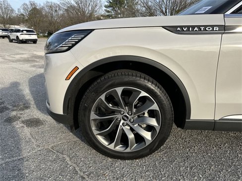 New 2025 Lincoln Aviator Reserve w/ Illumination Package image 10