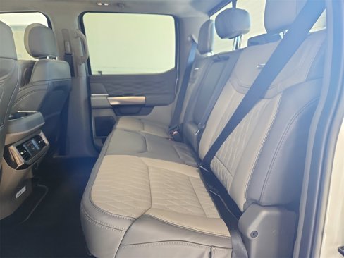 New 2026 Ford F450 Platinum image 31